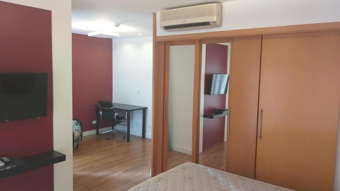 サンパウロ Flat Lindo Ao Lado Park Ibirapuera Av Paulista Com Garagem 103アパートホテル エクステリア 写真